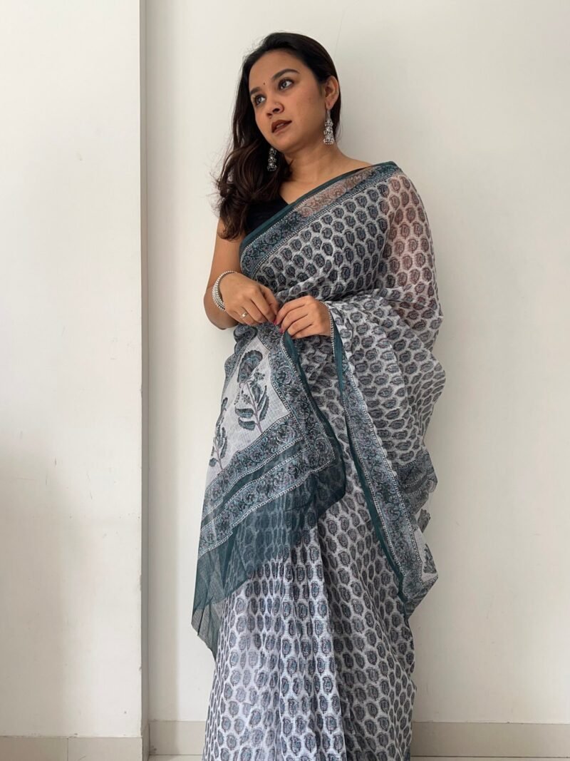 Sanganeri Handblock Printed Doria Saree - Image 3
