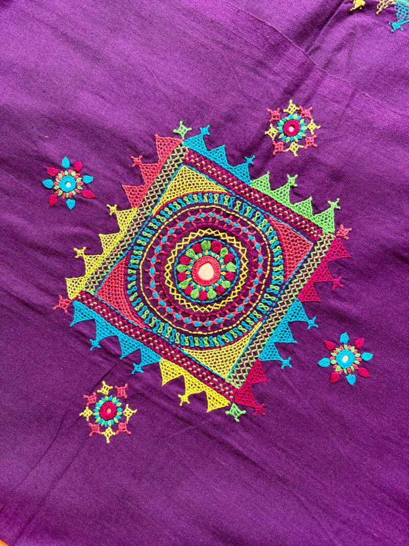 Lambani Blouse piece - Image 3