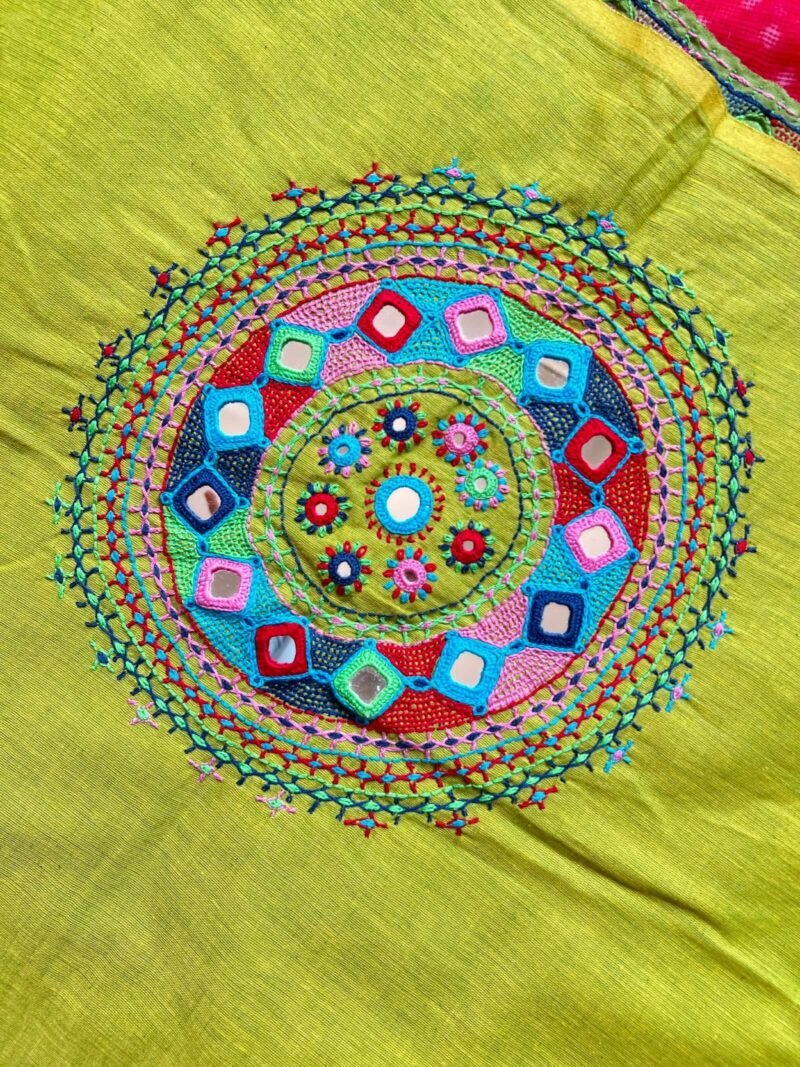 Lambani Blouse piece - Image 2