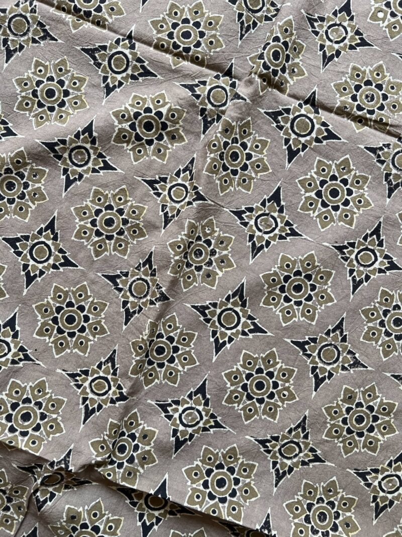 Ajrakh Handblock Printed Unstitched Suit - Image 3
