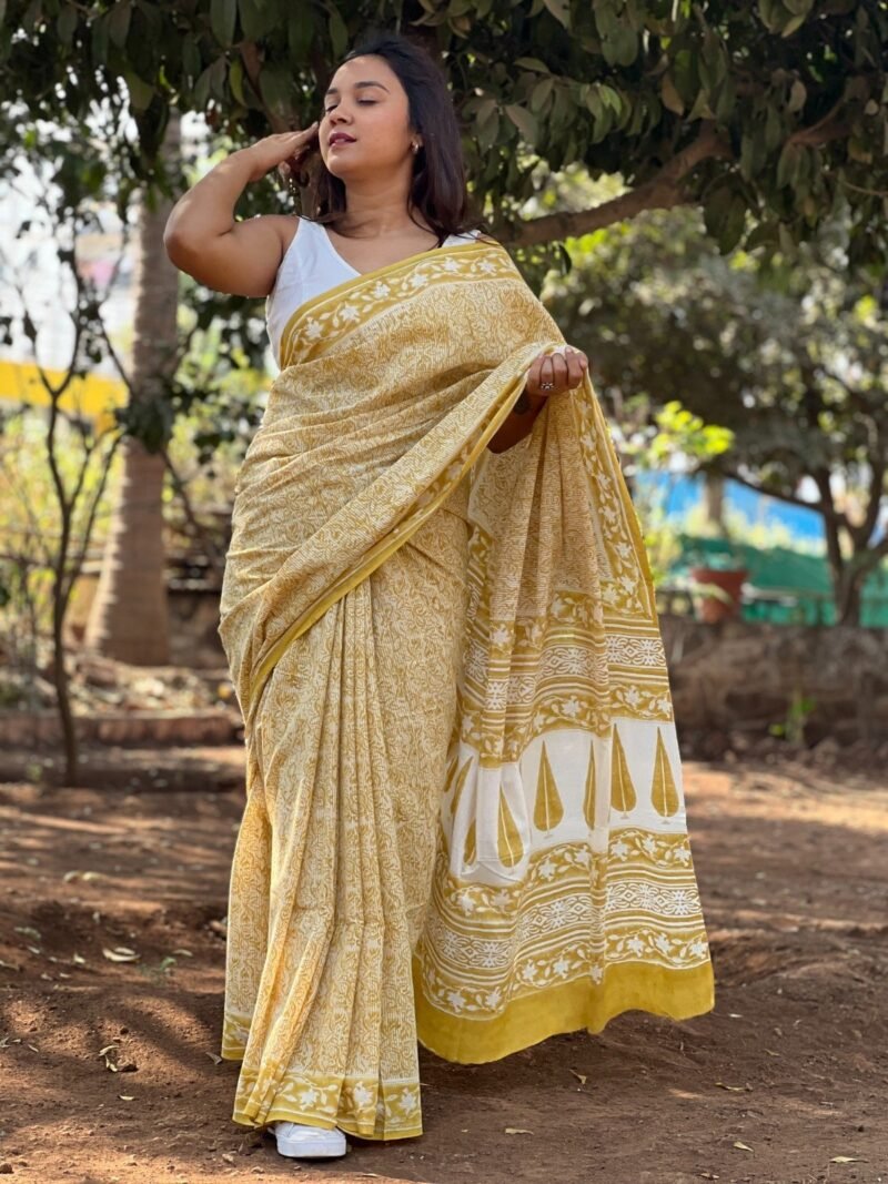Handblock Printed Mul Cotton Saree - Image 5