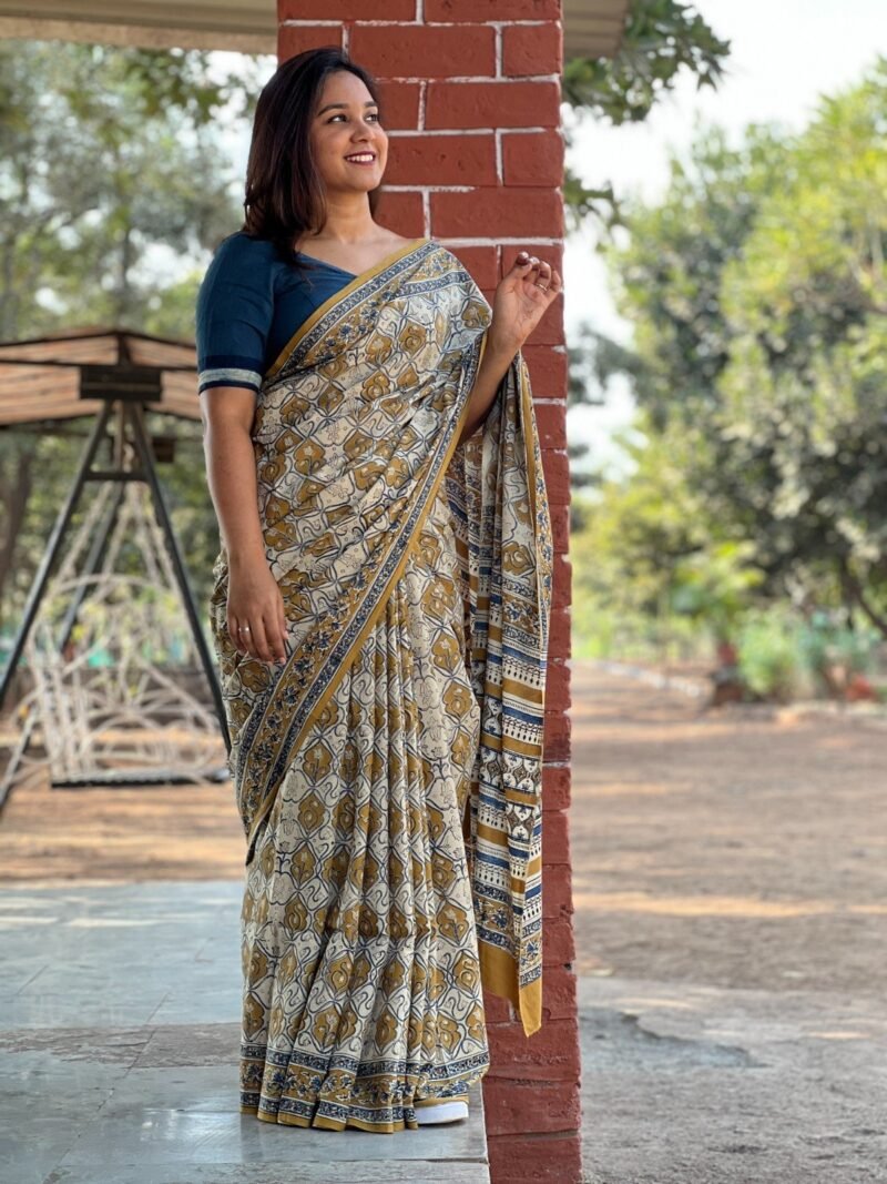 Handblock Printed Mul Cotton Saree - Image 3