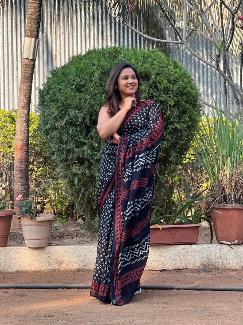Handblock Printed Mul Cotton Saree - Image 5